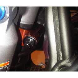 Preload adjuster